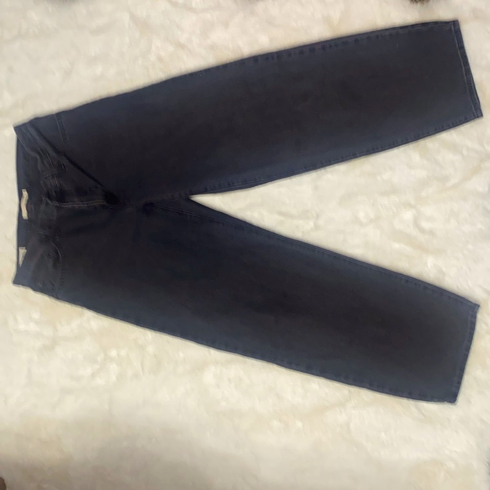 Levi Jeans 
Baggy Dad
Barrel fit 
Size 27
